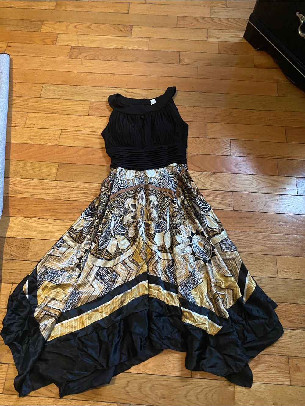 Black and Gold Sleeveless Printed A-line Dress